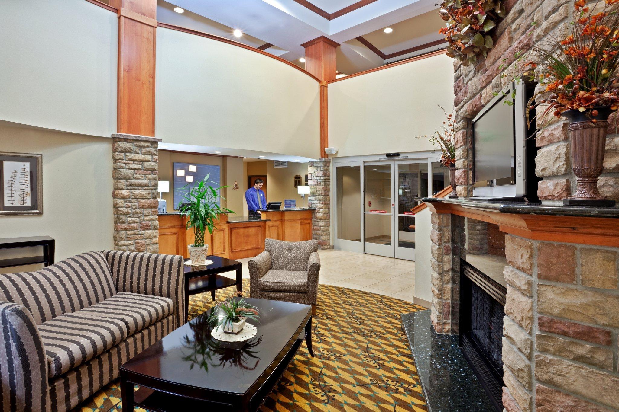 Holiday Inn Express & Suites Nampa - Idaho Center By Ihg Kültér fotó